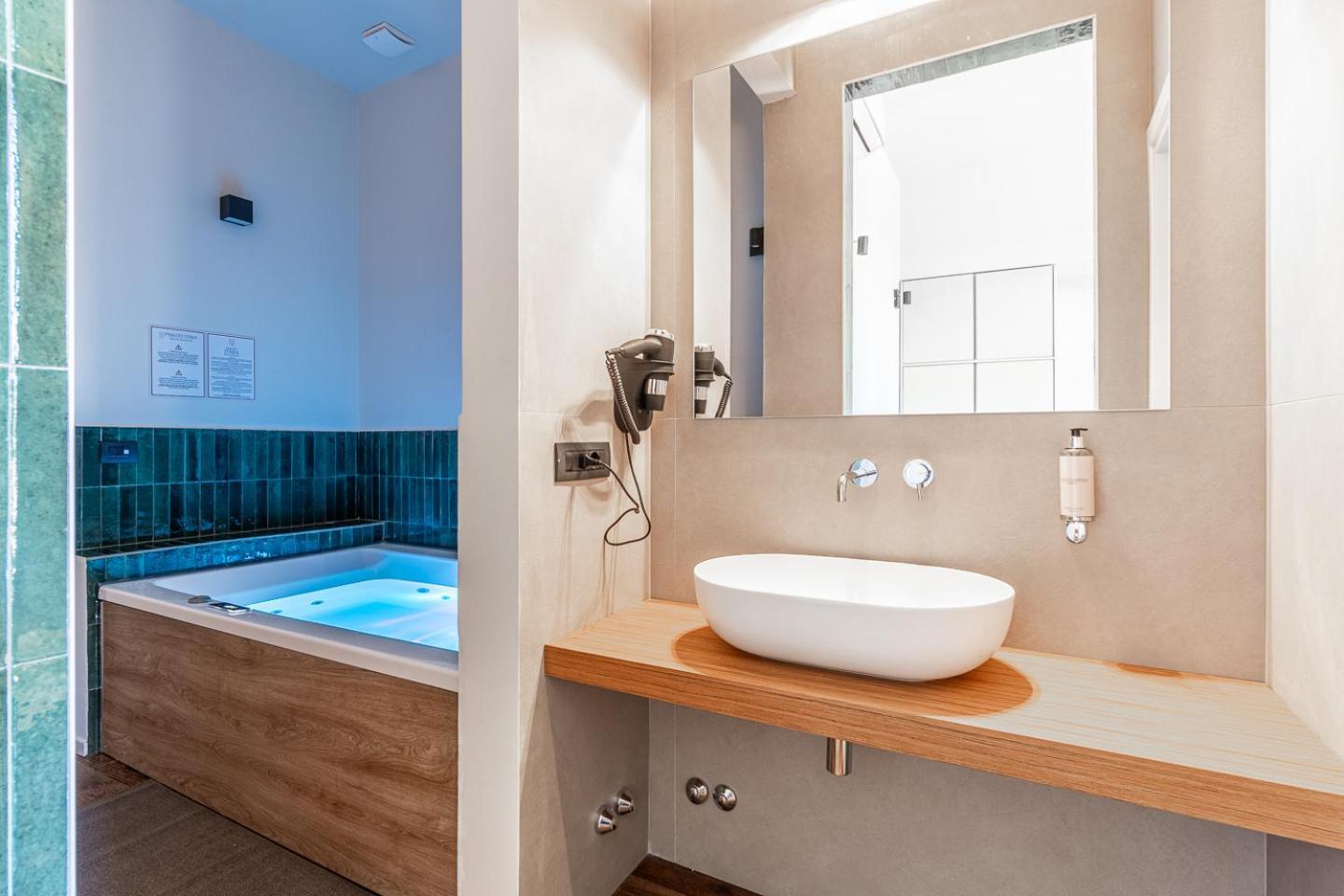Palazzo Italia Suites Bari Eksteriør bilde